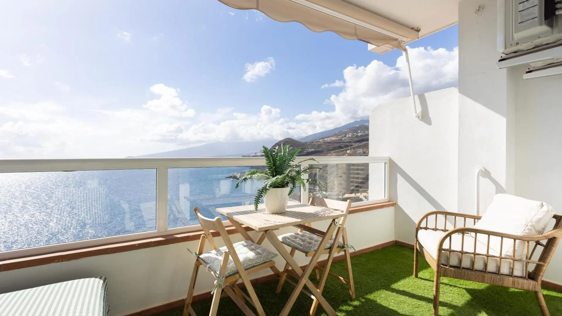 Home2Book Lighthouse Apt Stunning Sea View Tabaiba